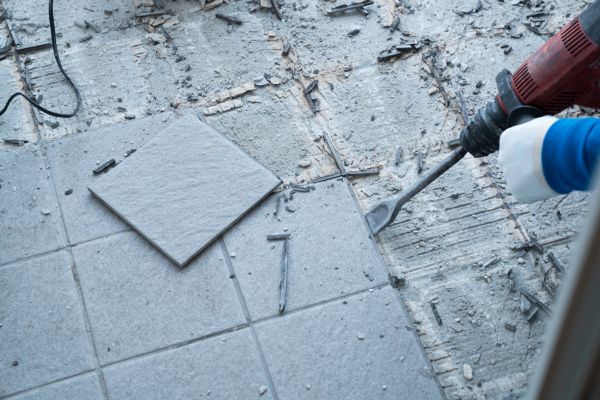 Flooring Removal Service in Barrington