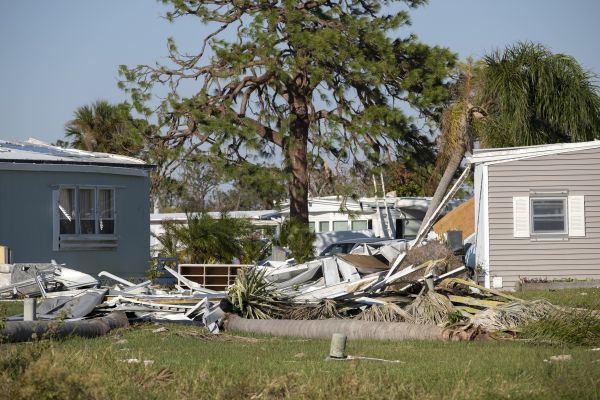 Double Wide Demolition in Barrington